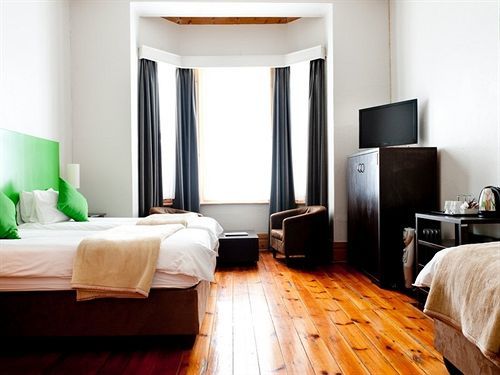Ashanti Gardens Guest house Cape Town